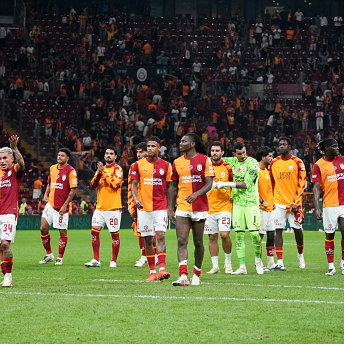 Galatasaray Ocak Ayında Savunmaya Takviye Yapacak