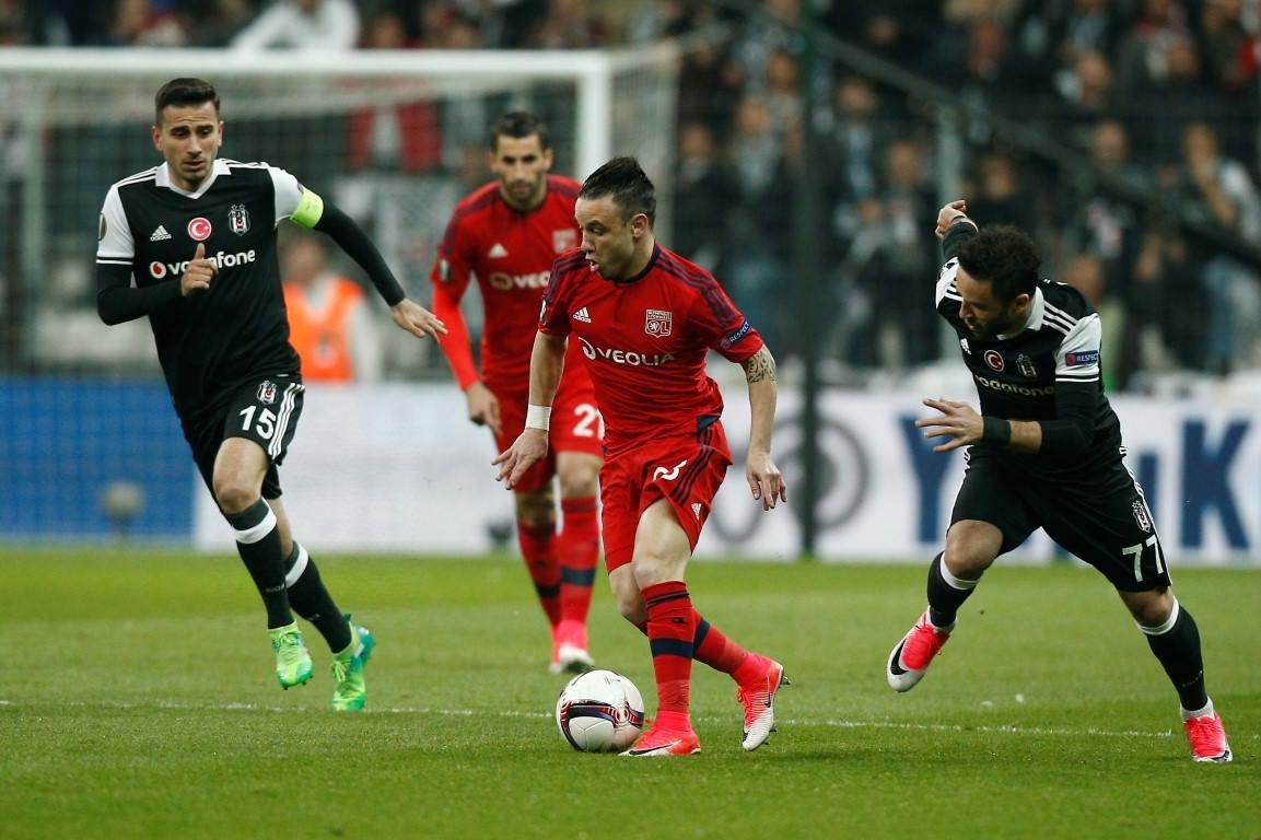 Mathieu Valbuena, Galatasaray’ı takipte