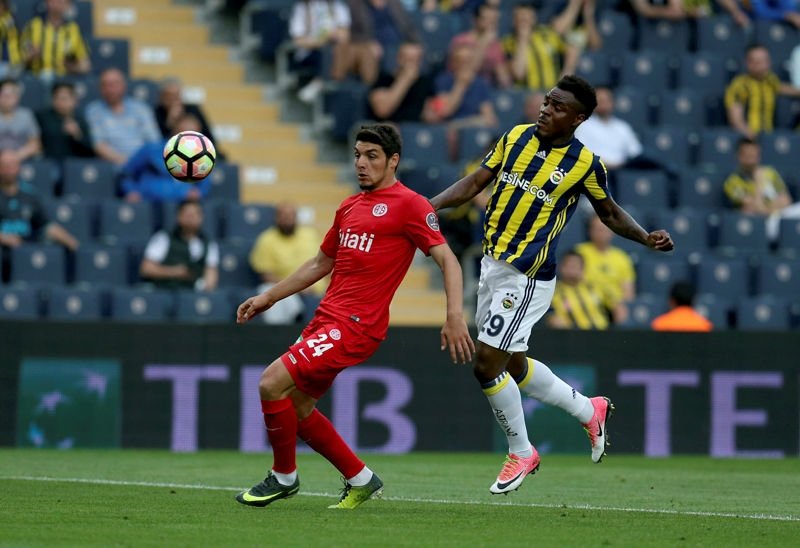 Fenerbahçe’de gönderilecek isimler belli oldu