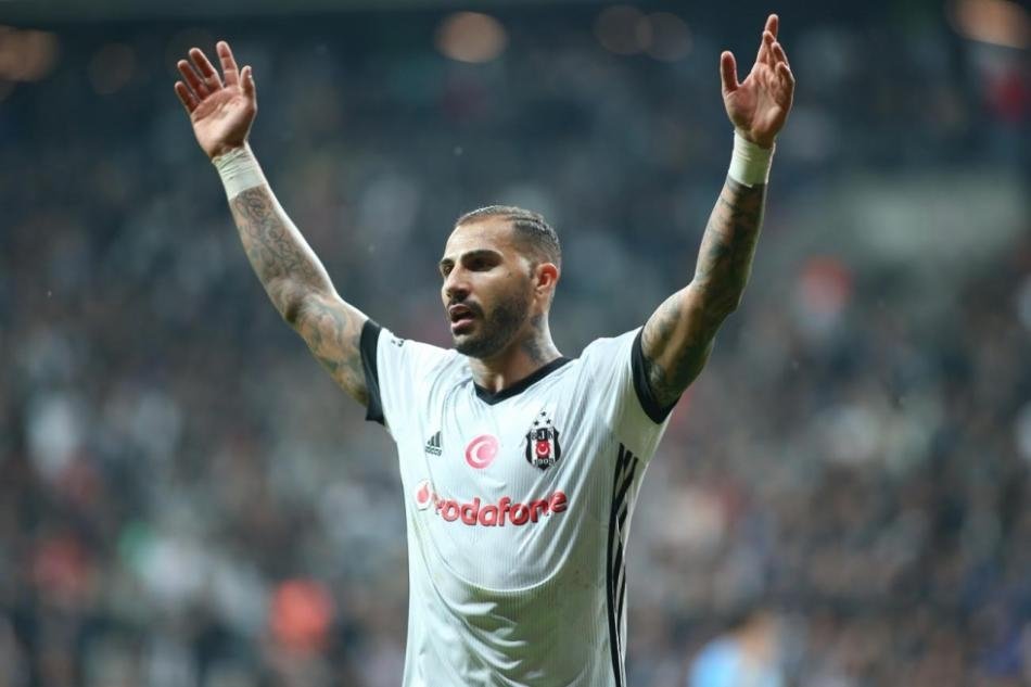 Türkiye’de oynamış en kariyerli futbolcular