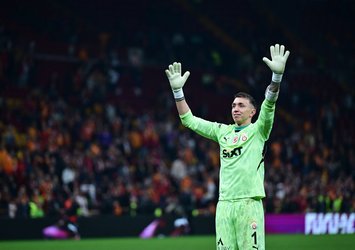 Muslera G.Saray'a veda ediyor! Yerine gelecek kaleci...