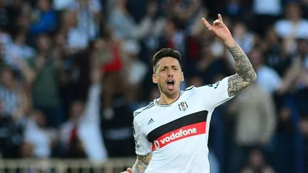 Beşiktaş’ta Sosa krizi: Gelmiyorum