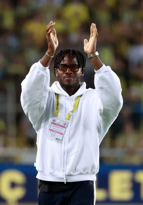 Fenerbahçe'nin yeni transferi Michy Batshuayi Kayserispor maçını Kadıköy'den takip etti! - 4
