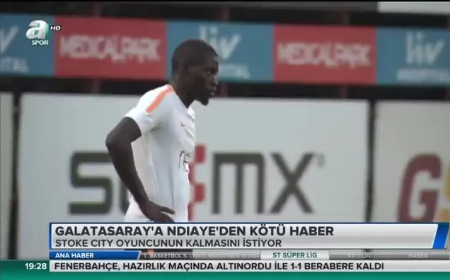 Galatasaray'a Ndiaye'den kötü haber
