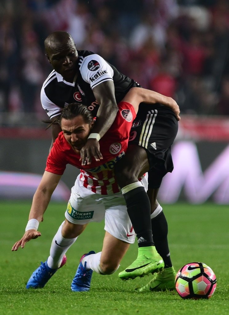 Vicent Aboubakar’a sert tepki