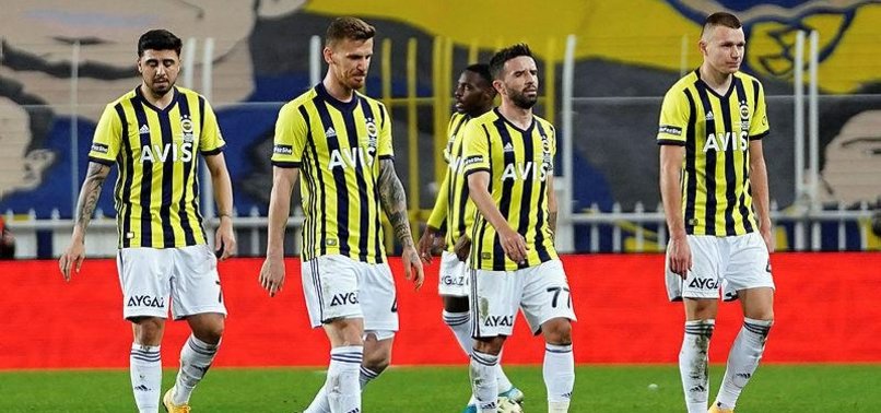 Flaş Fenerbahçe yorumu! Rakiplerinin çok gerisinde
