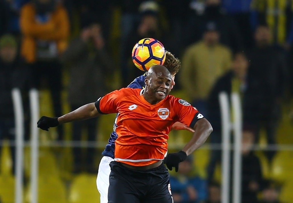 Fenerbahçe-Adanaspor karşılaşmasından kareler
