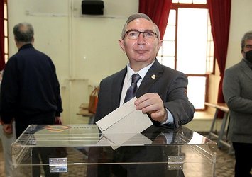 G.Saray divan kurulu başkanını seçti!
