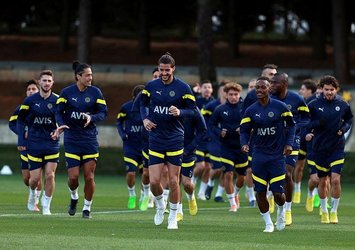 F.Bahçe liderlik peşinde! İşte Jesus'un muhtemel 11'i