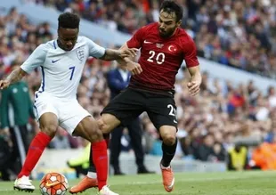 Yeni futbol kuralları ilk kez uygulandı