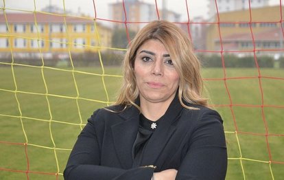 Son dakika spor haberi: Kayserispor’da Berna Gözbaşı yeniden seçildi!