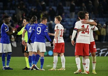 Çağlar'lı Leicester evinde kazanamadı!