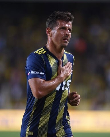Fenerbahçe-Cagliari maçında dikkat çeken detay! Görenler dönüp bir daha baktı