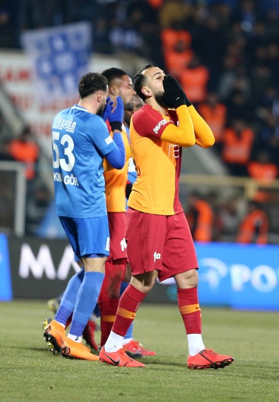 G.Saray’da Kostas Mitroglou ile yollar ayrılıyor