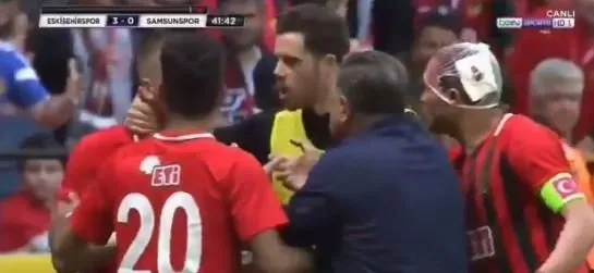 Yılmaz Vural maça damga vurdu! - 2