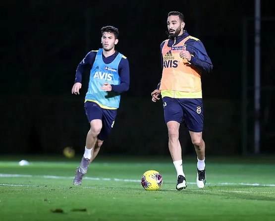 Fenerbahçe, BtcTurk Yeni Malatyaspor maçı hazırlıklarına başladı - 1