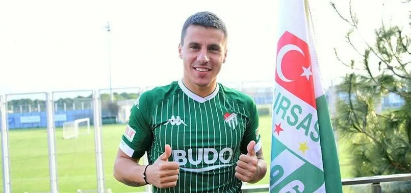 Bursaspor’da çifte imza