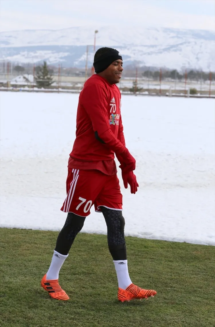 Robinho neye uğradığına şaşırdı! - 1