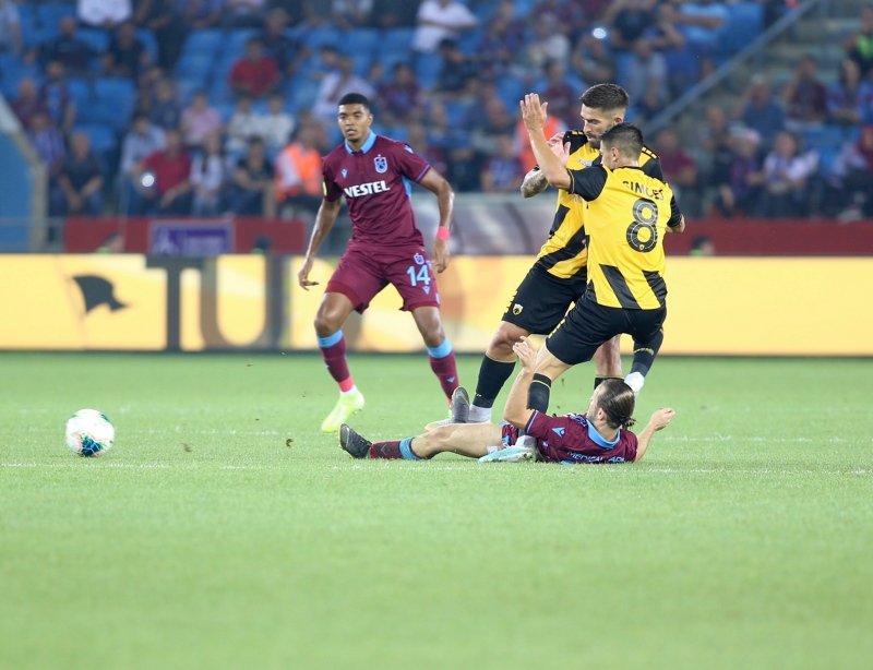 Trabzonspor-AEK maçından kareler