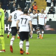 Beşiktaş-Kayserispor mücadelesinden kareler