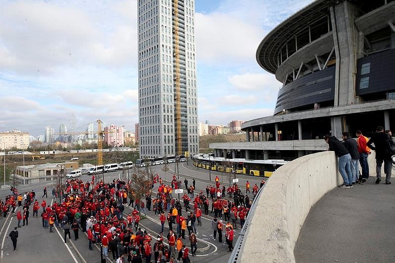 Galatasaray taraftarı TT Arena’da buluştu