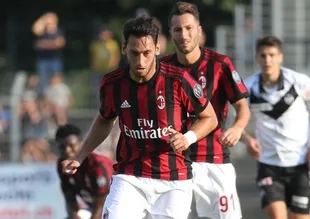 Hakan Çalhanoğlu, Milan TV'ye konuştu