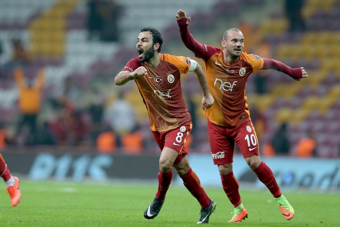 Xavi olacaktı yalan oldu!