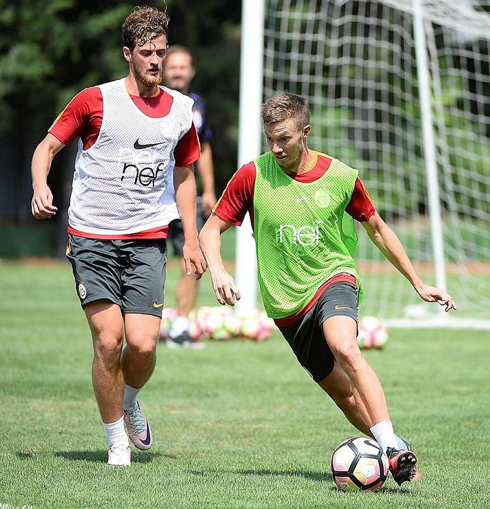 Galatasaray’da gelecek ve gidecek futbolcular