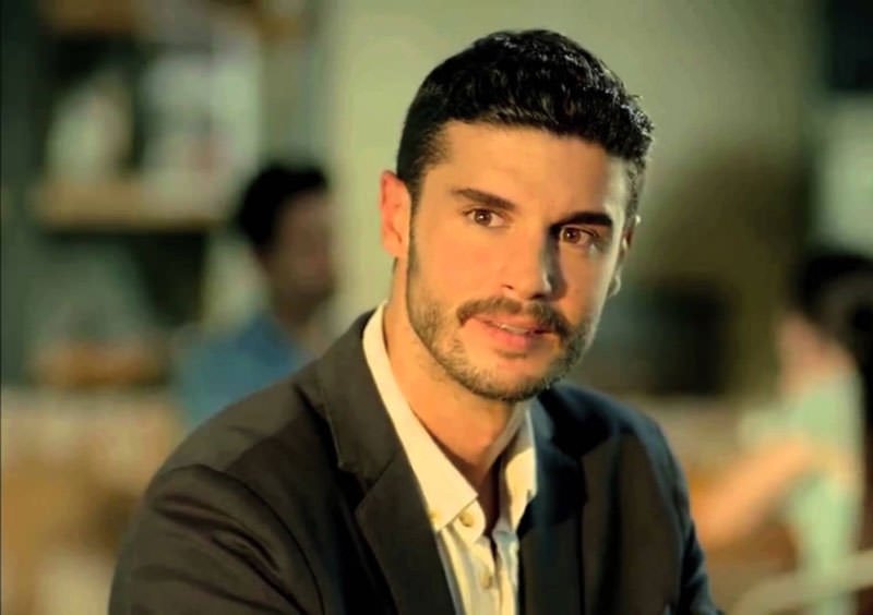 Ünlüler hangi takımı tutuyor?