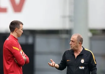 Cimbom'da Muslera geri döndü!