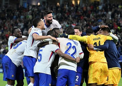 Fransa yarı finalde!