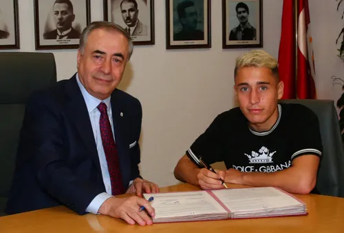 Galatasaray Emre Mor'u KAP'a bildirdi - 1
