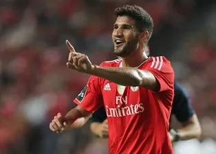 Fenerbahçe'de yeni hedef Lisandro Lopez