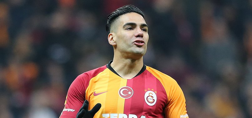 Galatasaray'da Radamel Falcao idman programıyla şoke etti!