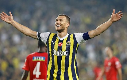 Beşiktaş - Fenerbahçe derbisinde gözler Edin Dzeko ve Vincent Aboubakar’da!