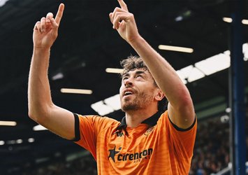 Hull City ligde kaldı!