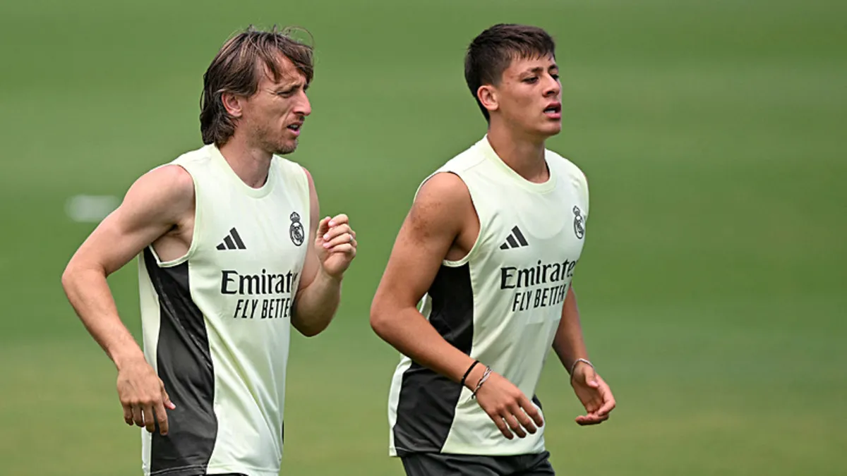 Real Madrid'de yeni 10 numara Arda Güler mi?