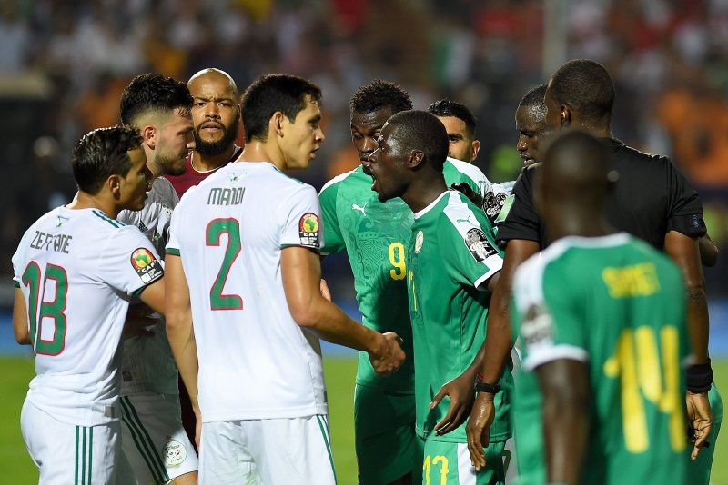 Senegal - Cezayir  maçından kareler...