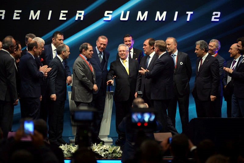 Cumhurbaşkanı Erdoğan küskünleri barıştırdı