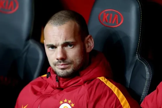 Galatasaray'da Tudor ile Sneijder savaşı