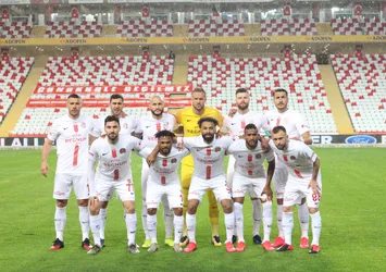 Antalyaspor yükselişe geçti