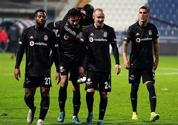 Beşiktaş Süper Lig'de 7'de 7 peşinde