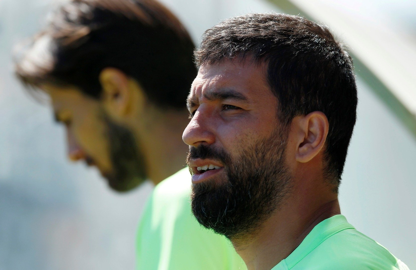 Arda Turan tek başına kaldı