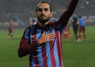 Trabzonspor Erkan Zengin'le yollarını ayırdı.