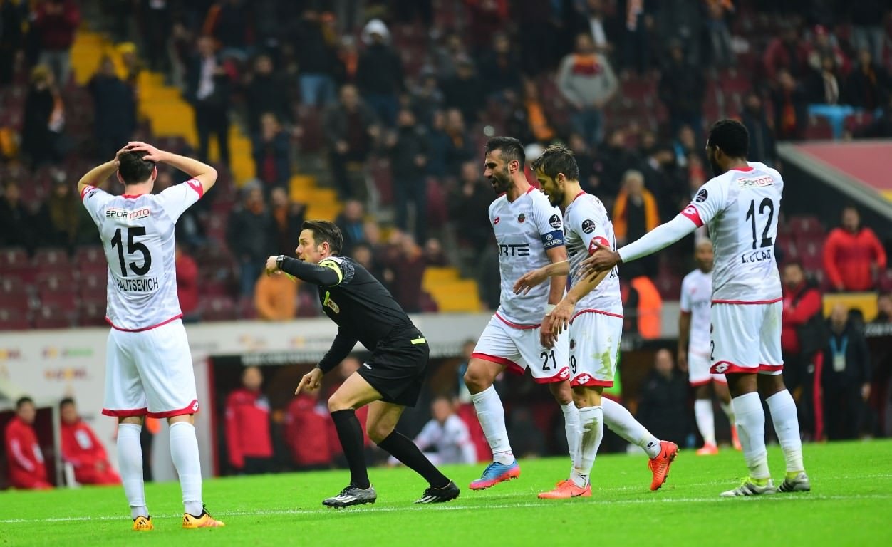 Fırat Aydınus açıklandı Beşiktaş ayaklandı