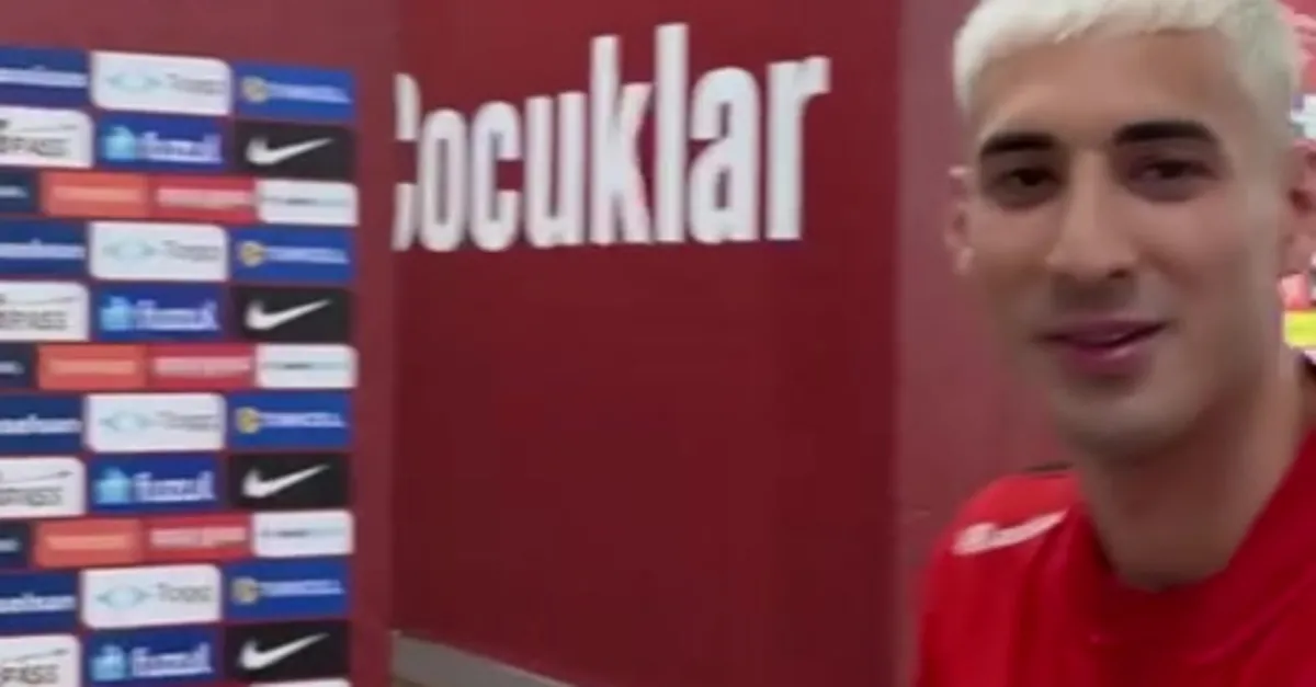 Mert Müldür'den yeni saç stiline yanıt!