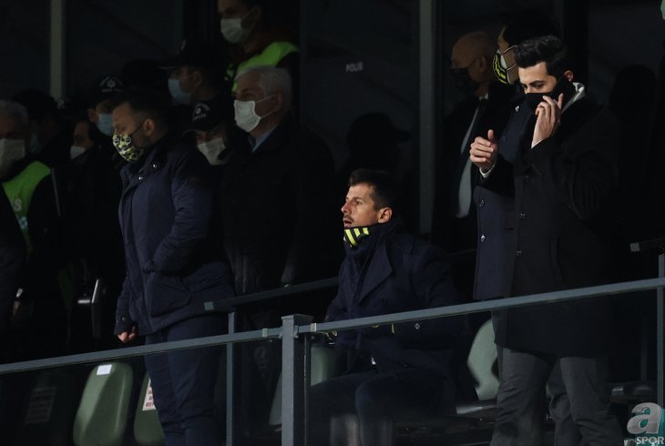 Emre Belözoğlu Fenerbahçe tarihine geçti! Mesut Özil ve İrfan Can Kahveci...