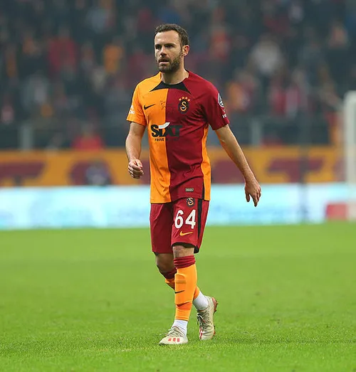 Galatasaray'da sakatlık şoku! Kasımpaşa maçına devam edemedi - 1
