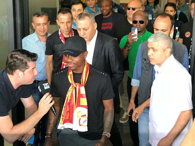 Micheal Seri’den Max Kruse’ye büyük fark!