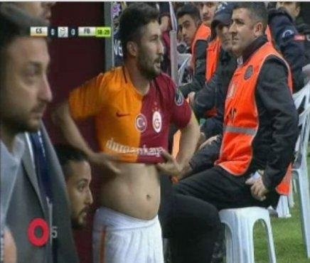 Sezon bitti göbek yaptılar